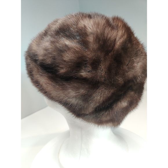 Vintage Dark Brown Mink Beret Style Hat from Canada 20.5\